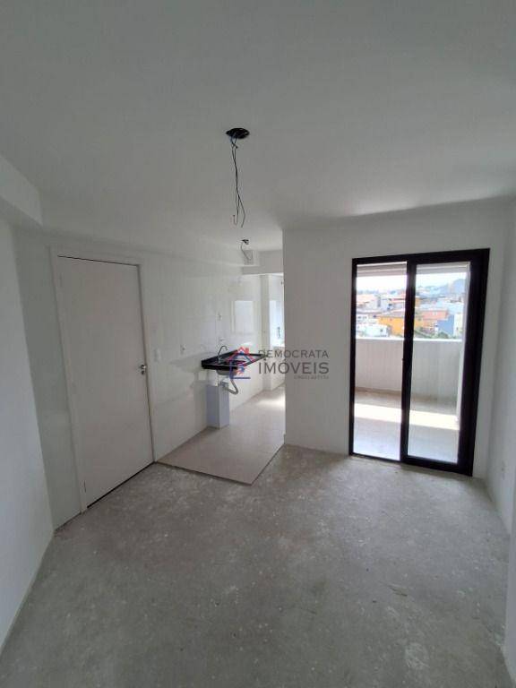 Apartamento à venda com 2 quartos, 40m² - Foto 1