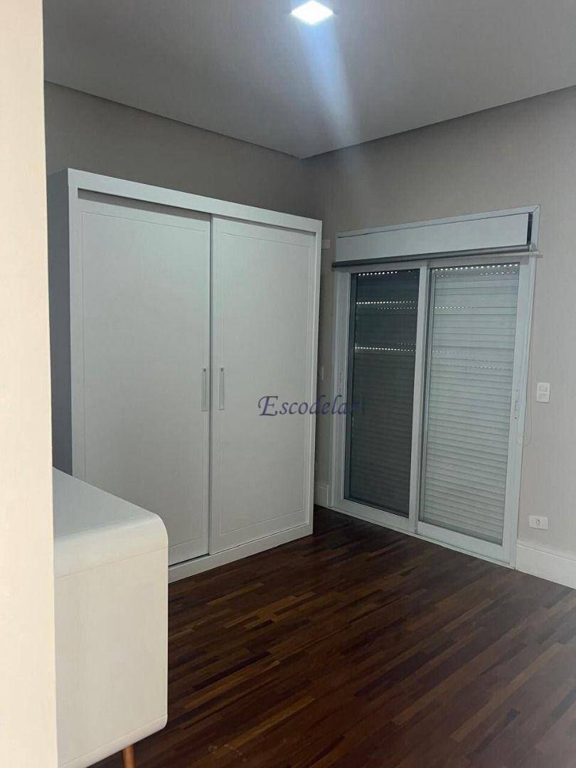 Casa de Condomínio à venda com 4 quartos, 450m² - Foto 17