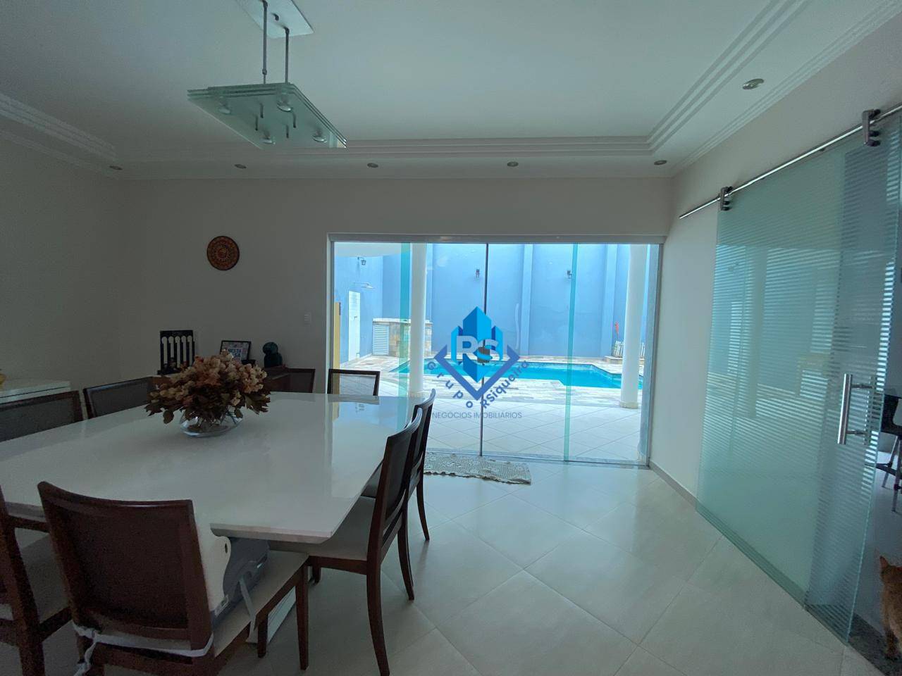 Sobrado à venda com 4 quartos, 260m² - Foto 9