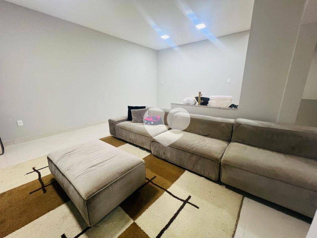 Casa para alugar com 3 quartos, 400m² - Foto 12