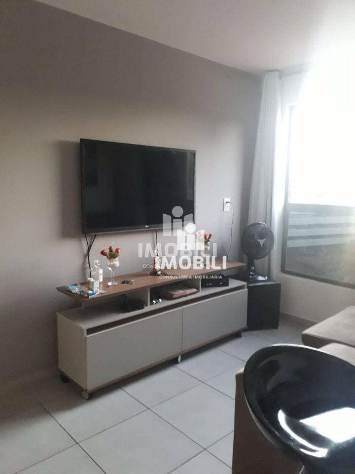 Apartamento à venda com 2 quartos, 59m² - Foto 4