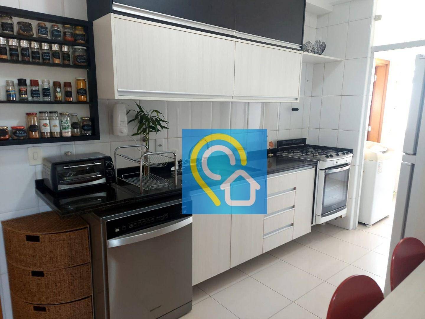 Apartamento para alugar com 3 quartos, 133m² - Foto 1