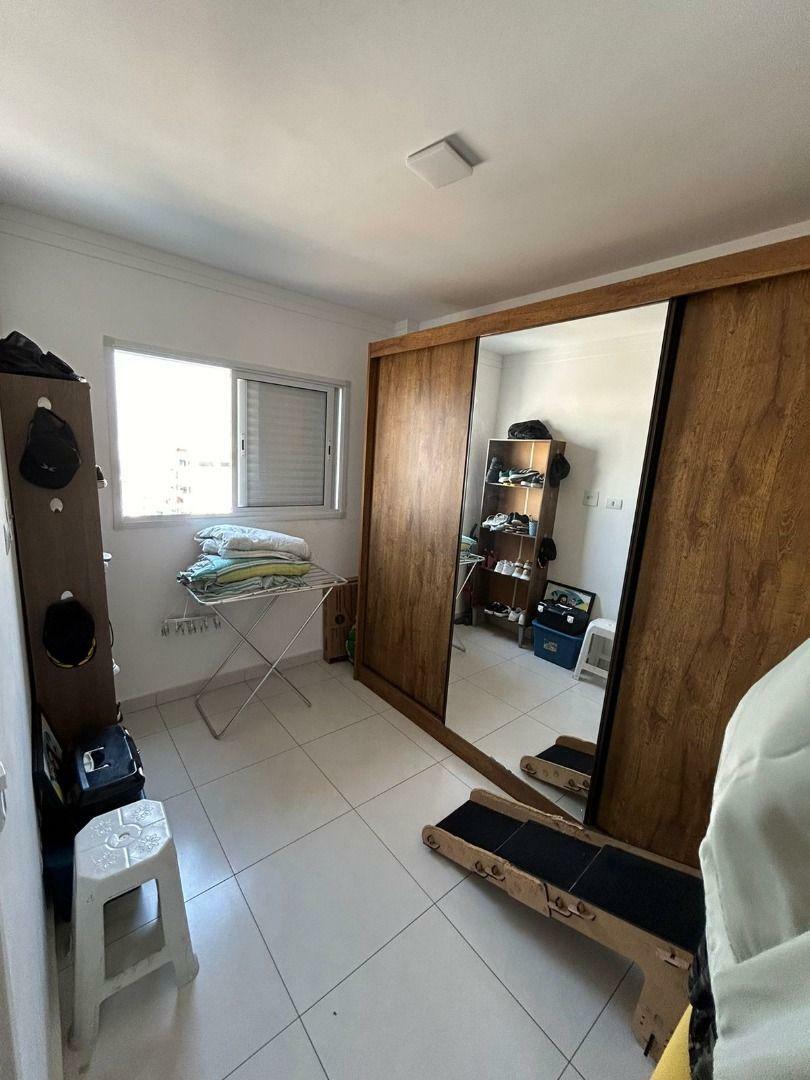 Apartamento à venda com 2 quartos, 70m² - Foto 5