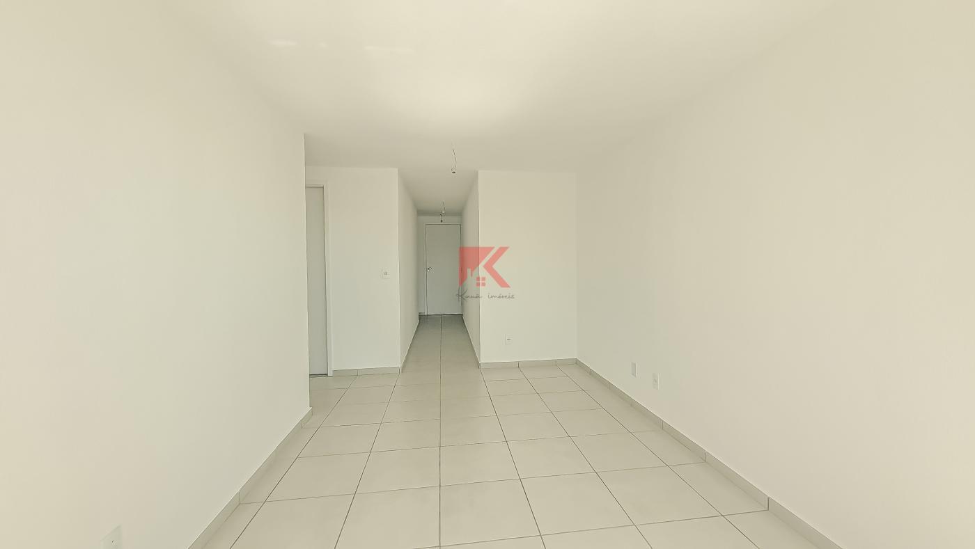 Apartamento à venda com 2 quartos, 62m² - Foto 4