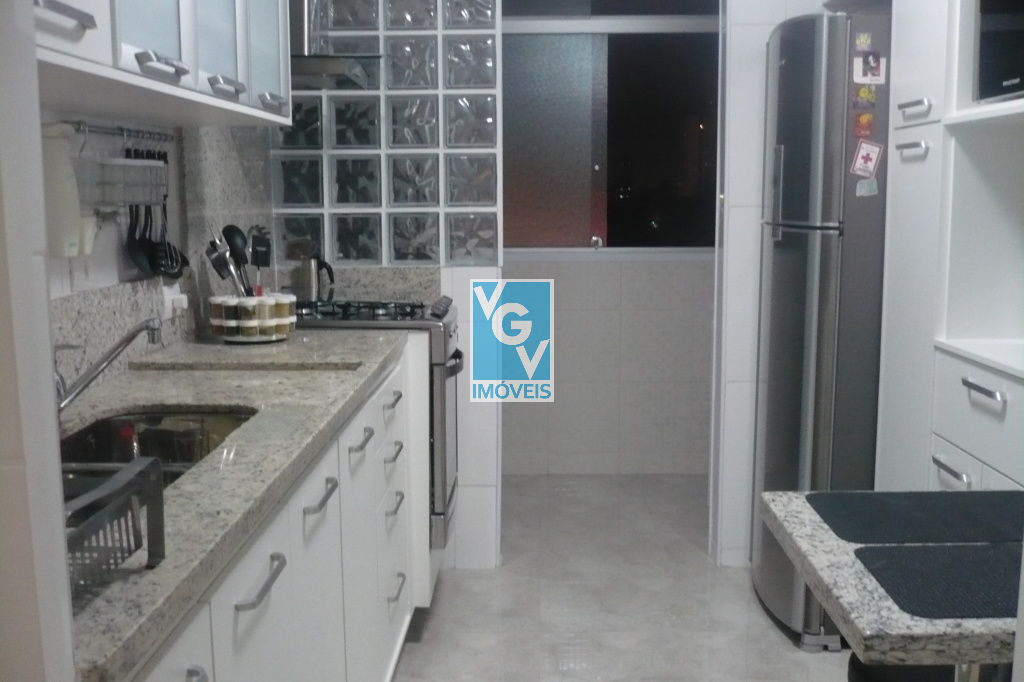 Apartamento à venda com 3 quartos, 98m² - Foto 7