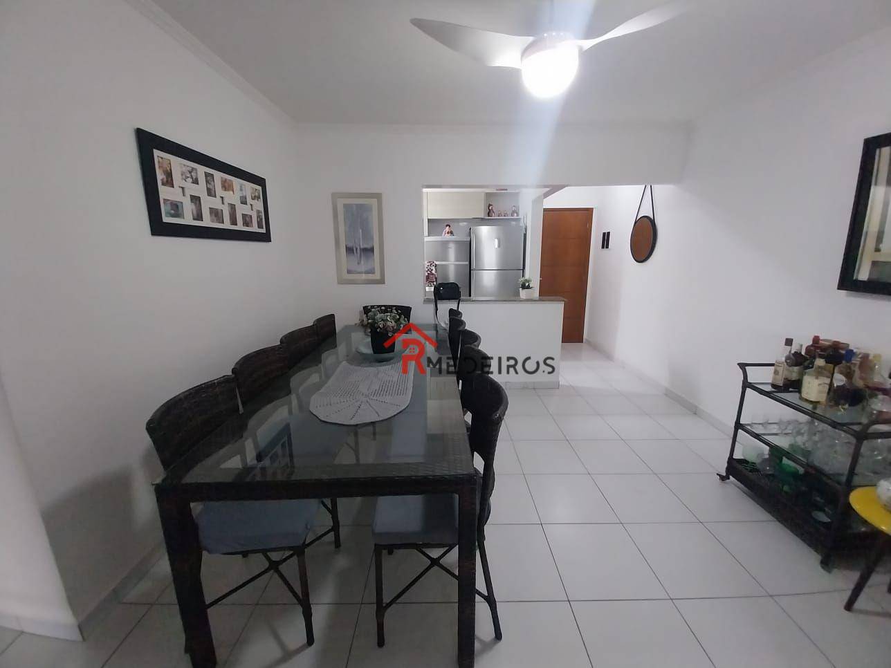 Apartamento à venda com 2 quartos, 79m² - Foto 3