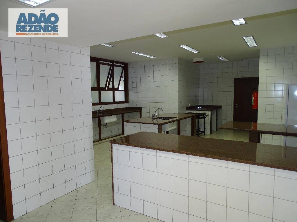 Apartamento à venda com 5 quartos, 256m² - Foto 14