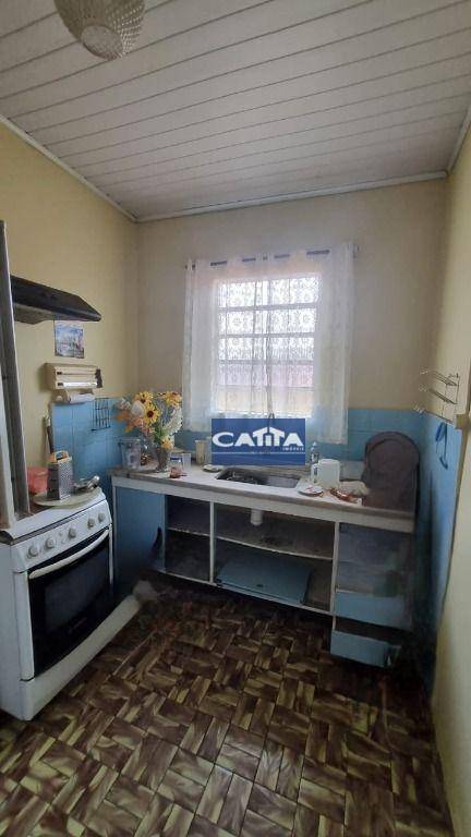 Casa à venda com 2 quartos, 60m² - Foto 13