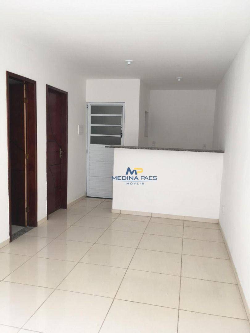 Casa à venda com 2 quartos, 50M2 - Foto 2