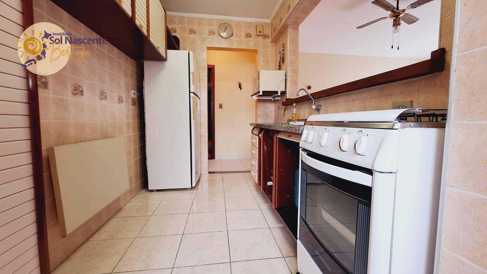 Apartamento à venda com 2 quartos, 73m² - Foto 2