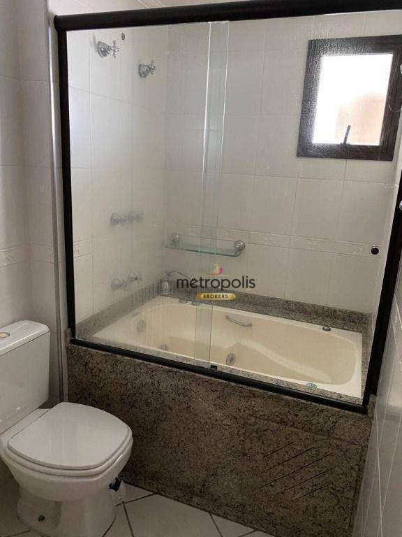 Apartamento para alugar com 3 quartos, 144m² - Foto 20