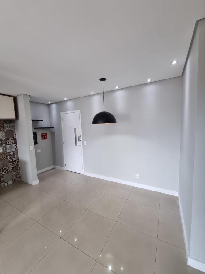 Apartamento à venda com 2 quartos, 53m² - Foto 4