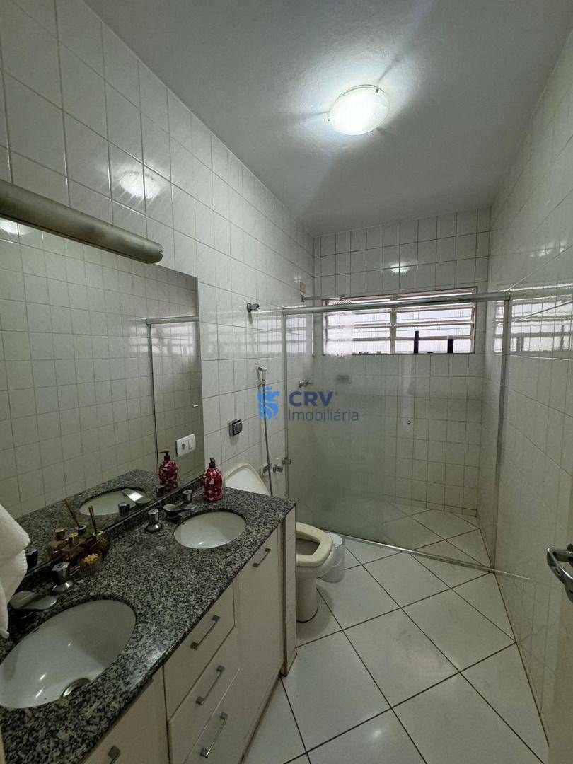 Casa à venda com 3 quartos, 210m² - Foto 16