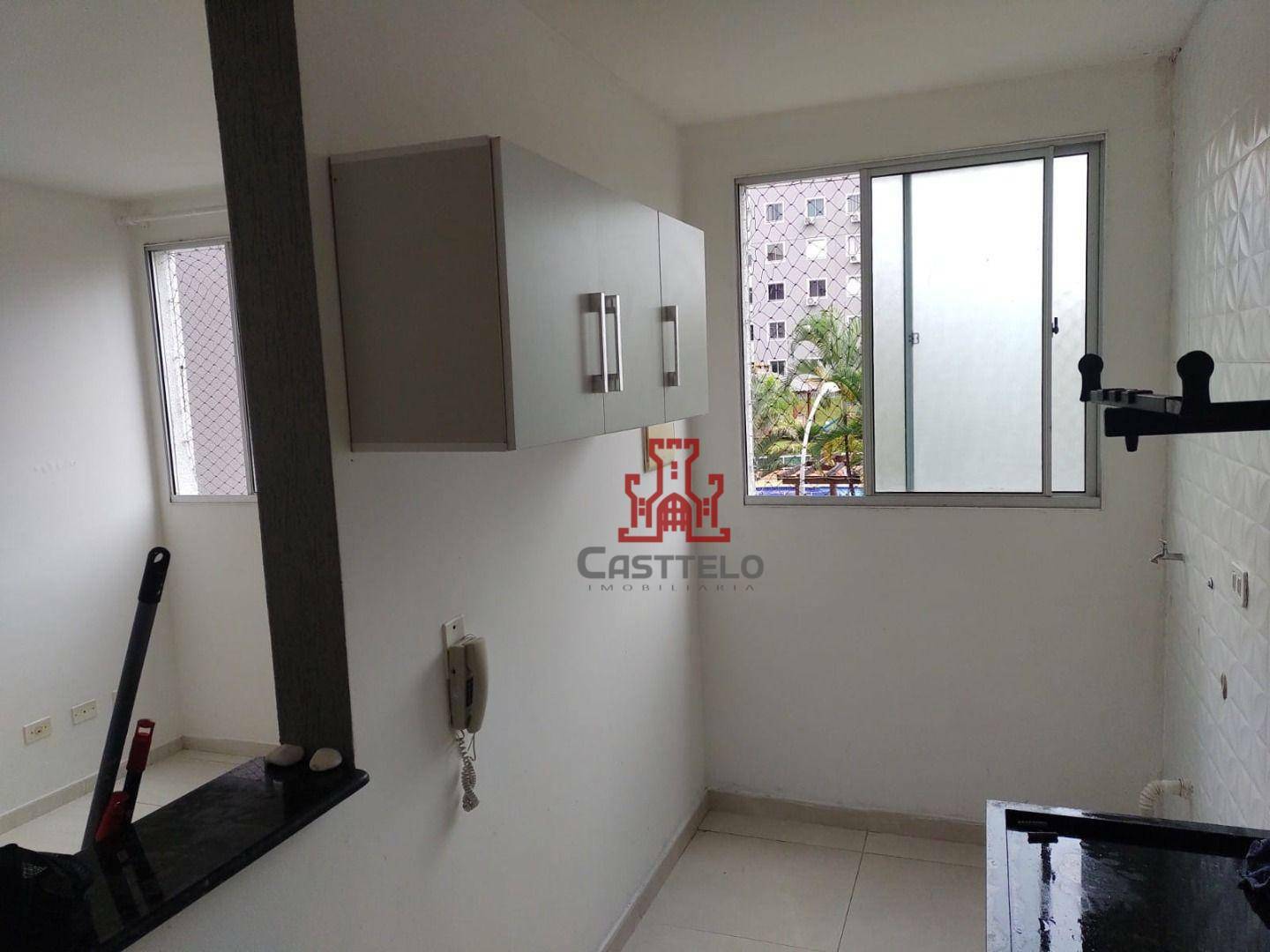 Apartamento à venda com 2 quartos, 47m² - Foto 6