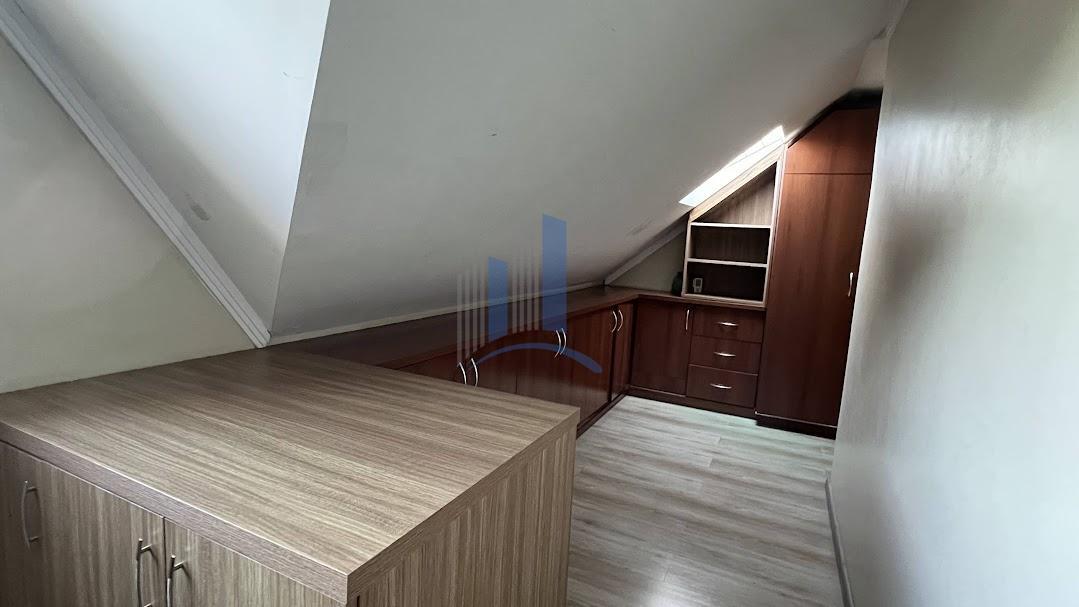 Casa à venda com 3 quartos, 78m² - Foto 35