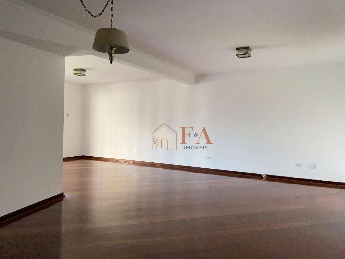 Apartamento à venda com 3 quartos, 173m² - Foto 4