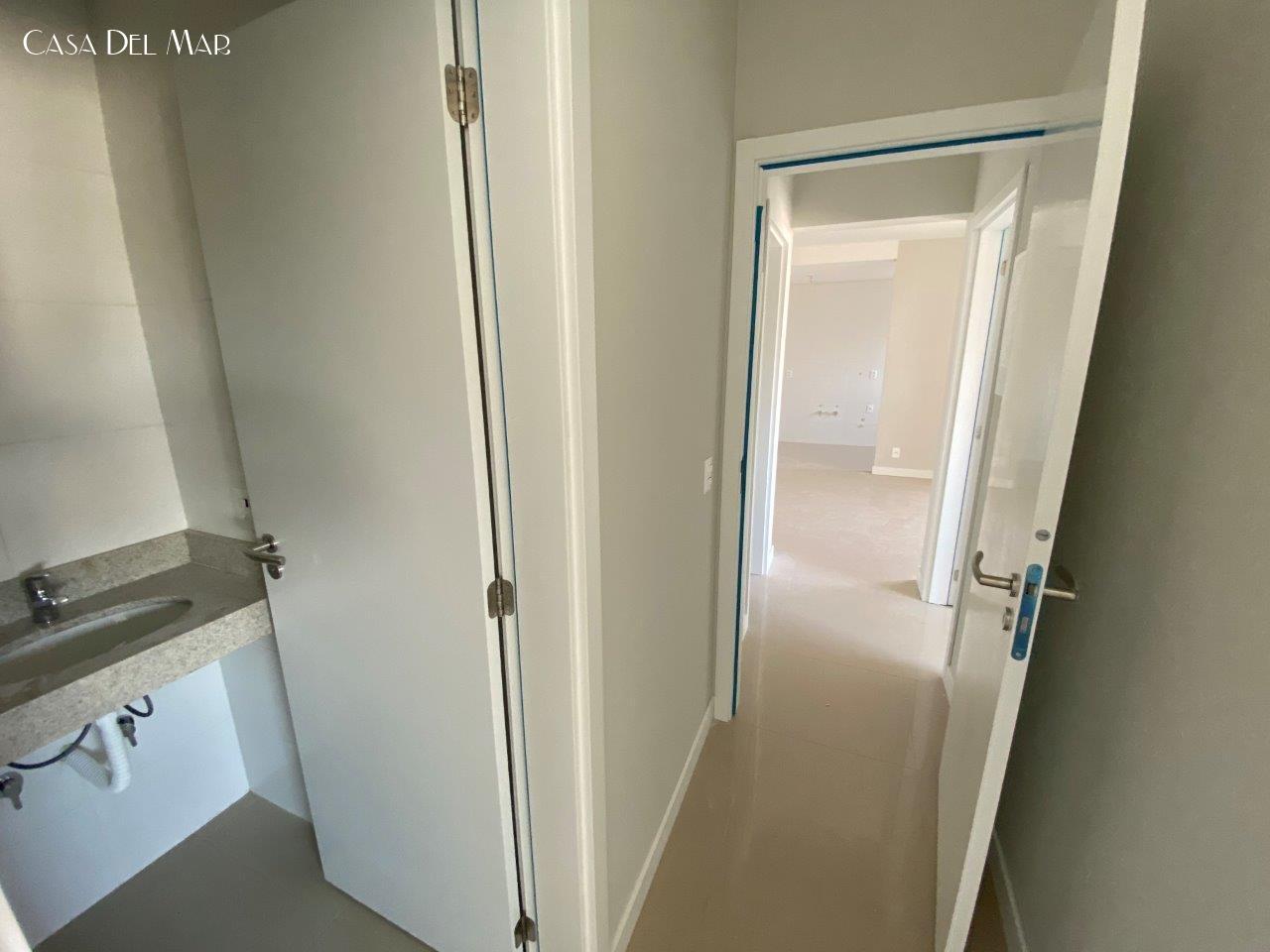Apartamento à venda com 2 quartos, 75m² - Foto 31