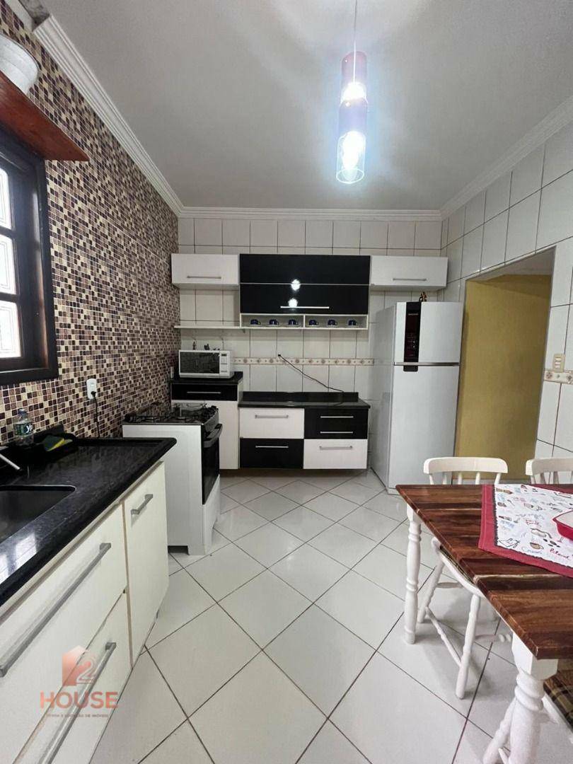 Casa de Condomínio à venda com 3 quartos, 608m² - Foto 26