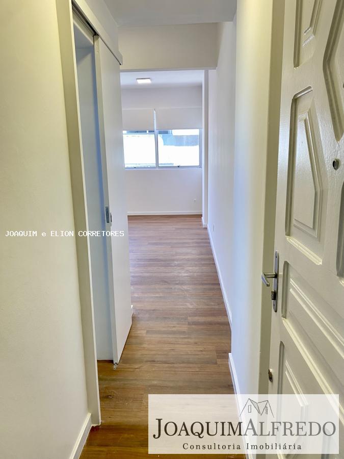 Apartamento à venda com 1 quarto, 40m² - Foto 12