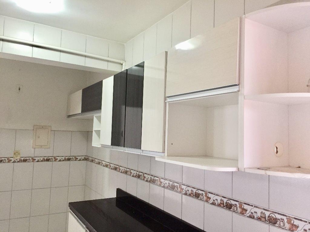 Apartamento à venda com 2 quartos, 60m² - Foto 25