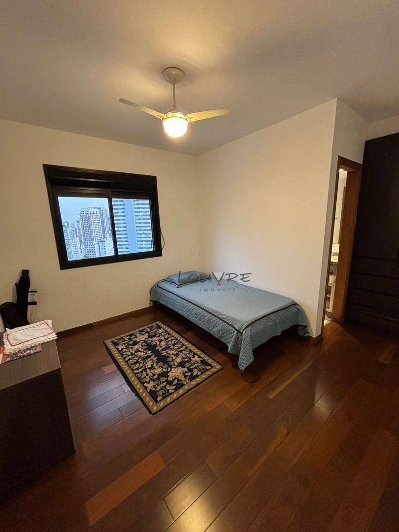 Apartamento para alugar com 3 quartos, 173m² - Foto 33