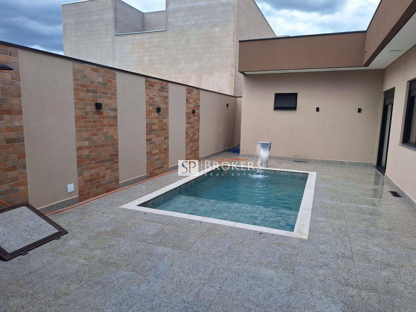 Casa de Condomínio à venda com 3 quartos, 204m² - Foto 2