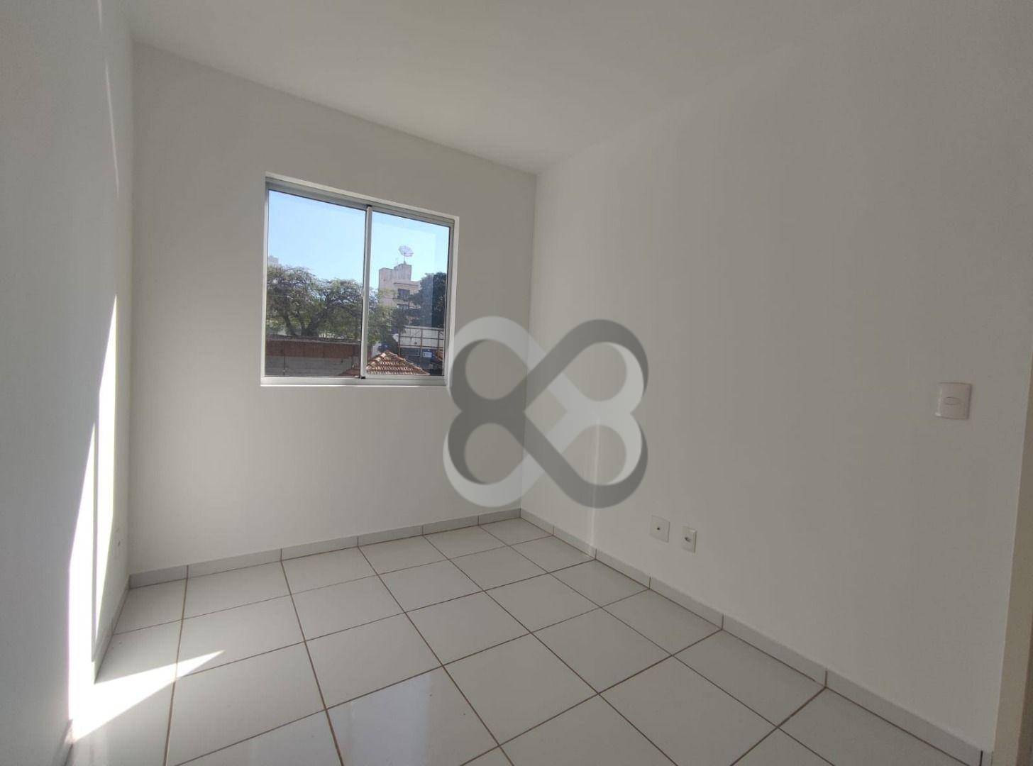 Apartamento à venda com 2 quartos, 60m² - Foto 12