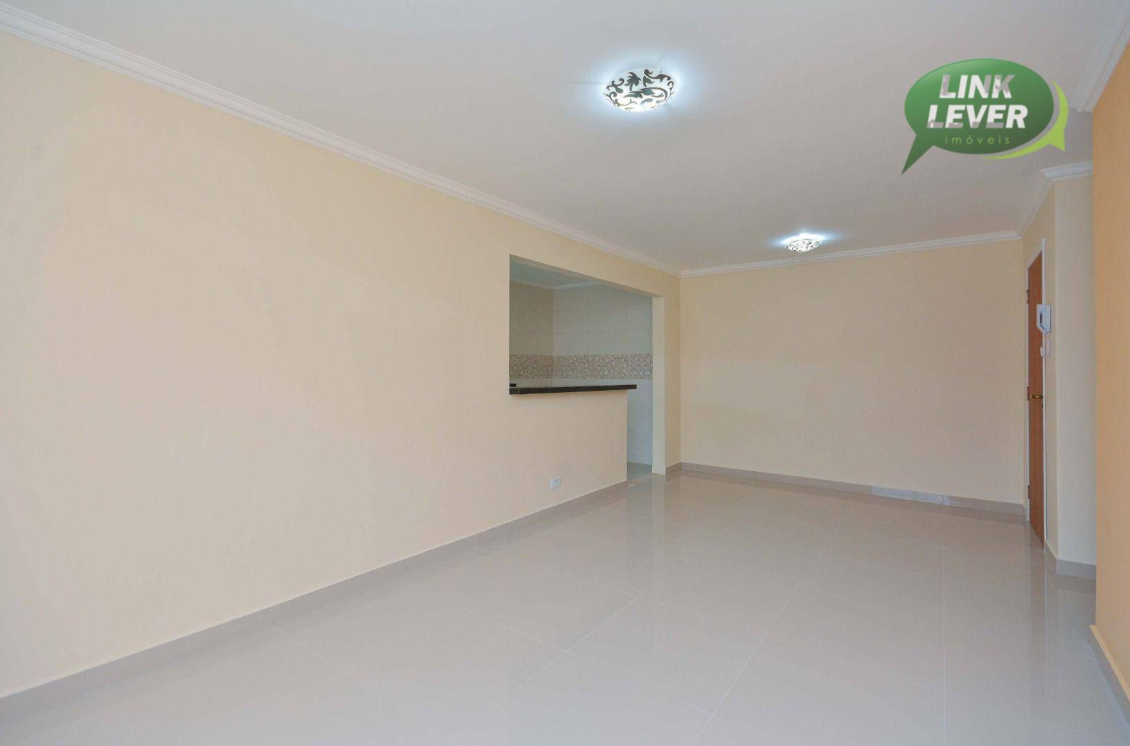 Apartamento para alugar com 3 quartos, 95m² - Foto 4