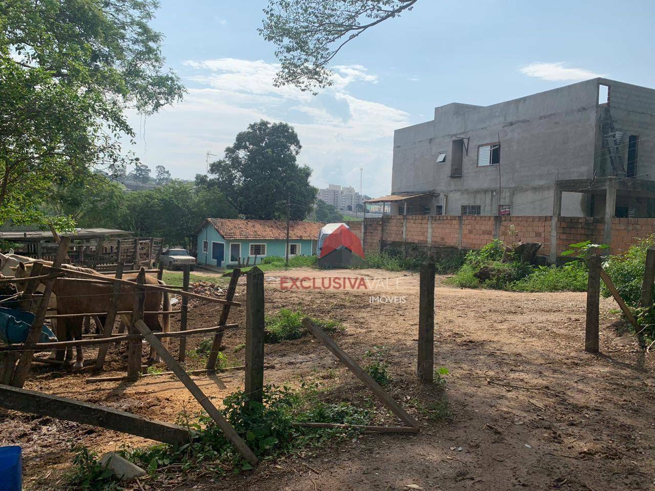 Chácara à venda com 6 quartos, 180m² - Foto 13