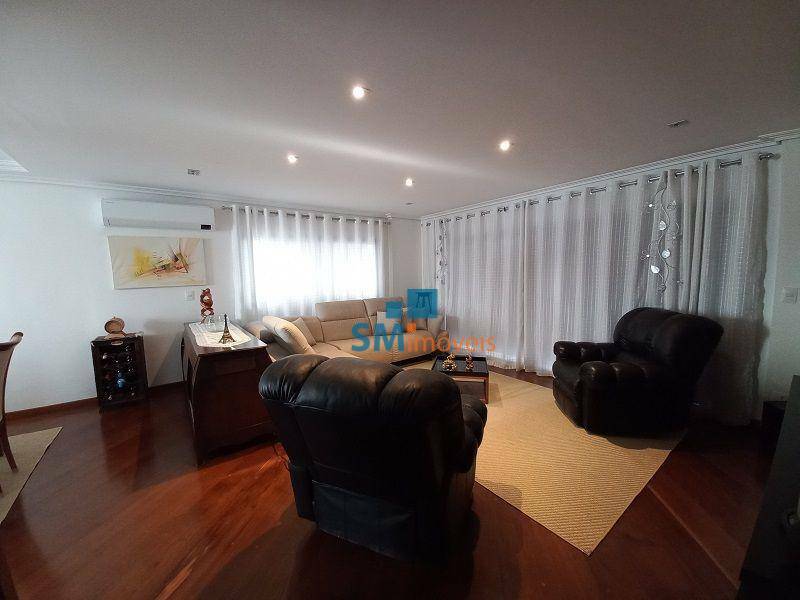 Apartamento à venda com 4 quartos, 190m² - Foto 2