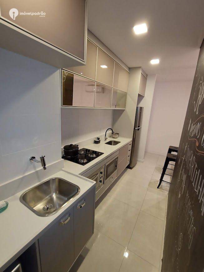 Apartamento à venda com 2 quartos, 53m² - Foto 25