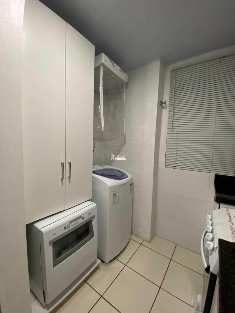 Apartamento à venda com 2 quartos, 44m² - Foto 4