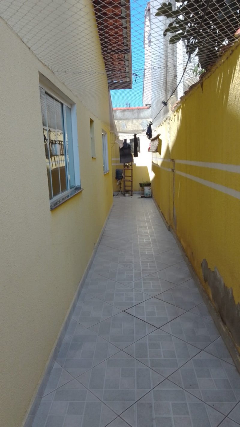 Casa à venda com 2 quartos, 30m² - Foto 18