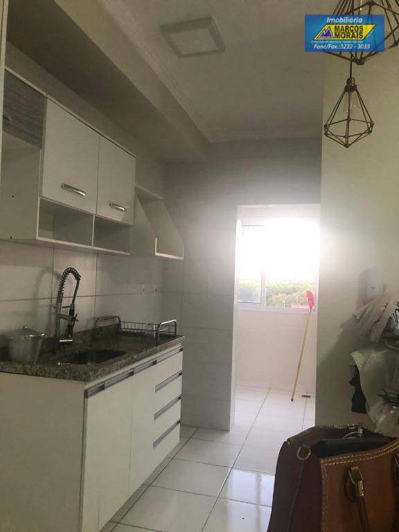 Apartamento à venda com 2 quartos, 55m² - Foto 2