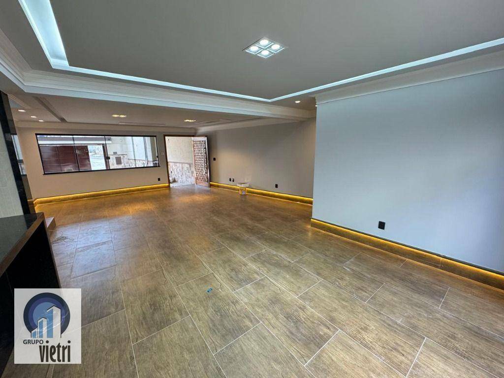 Sobrado à venda com 3 quartos, 220m² - Foto 7