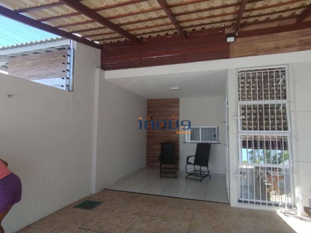 Casa à venda com 3 quartos, 100m² - Foto 1