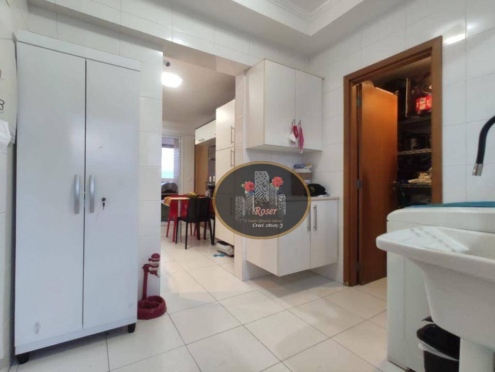 Apartamento à venda com 4 quartos, 235m² - Foto 19