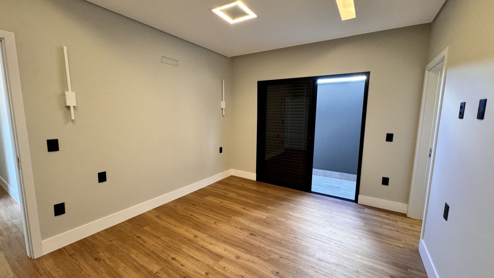 Casa à venda com 3 quartos, 240m² - Foto 8