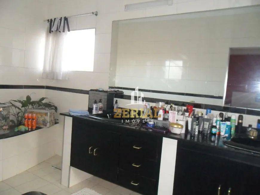 Casa à venda com 3 quartos, 330m² - Foto 21