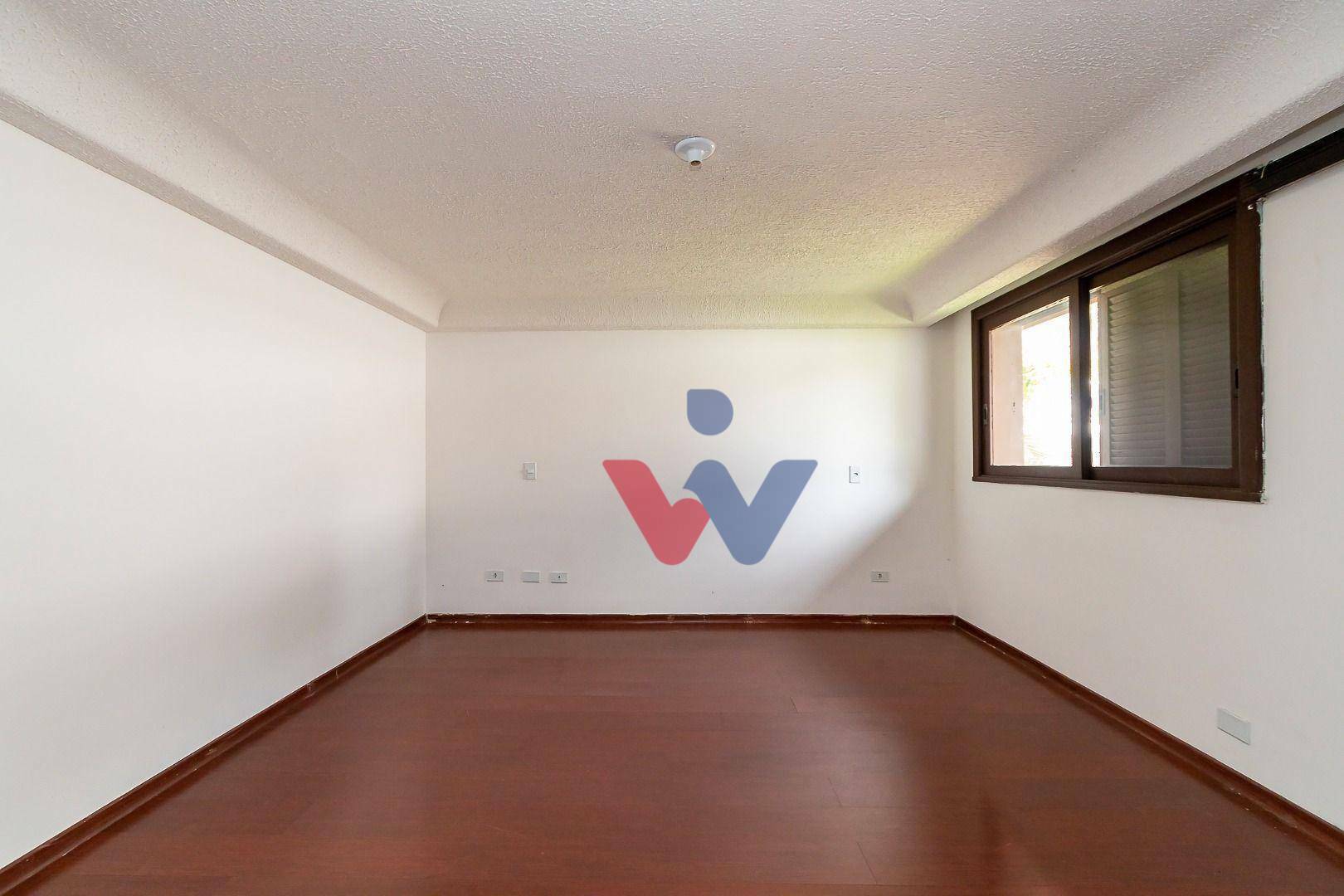 Casa à venda com 5 quartos, 1200m² - Foto 18