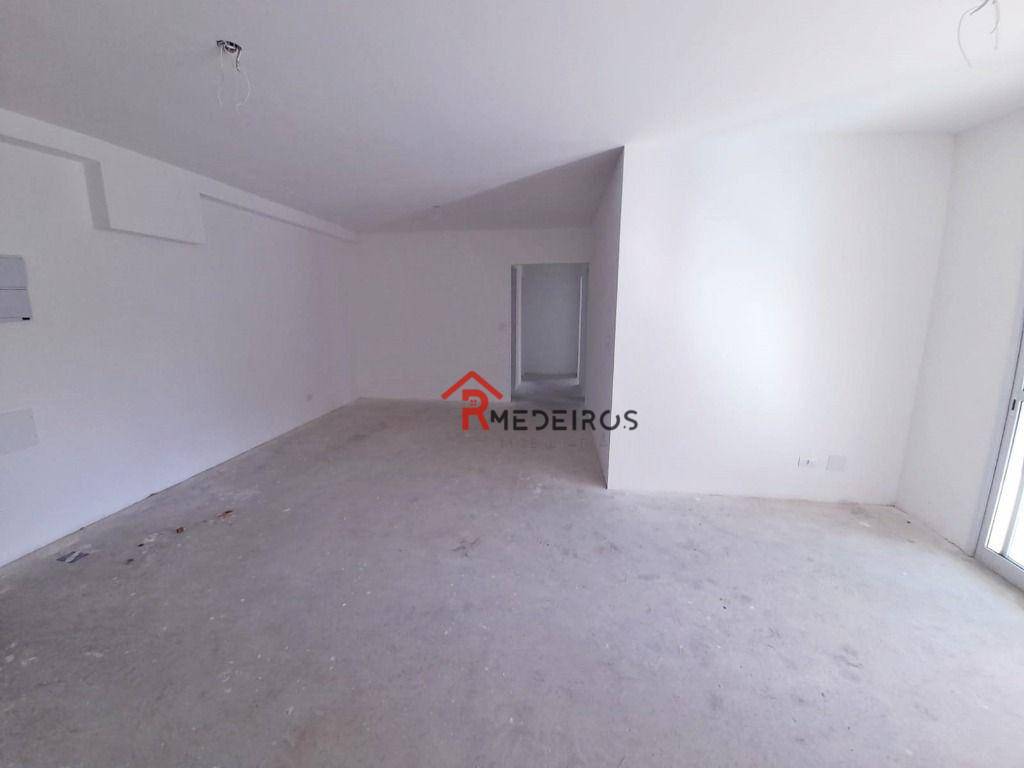 Apartamento à venda com 3 quartos, 117m² - Foto 3