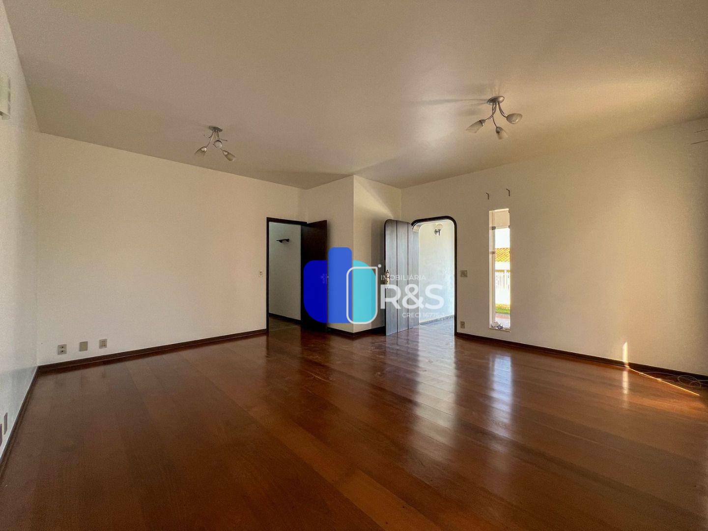 Casa para alugar com 3 quartos, 230m² - Foto 20