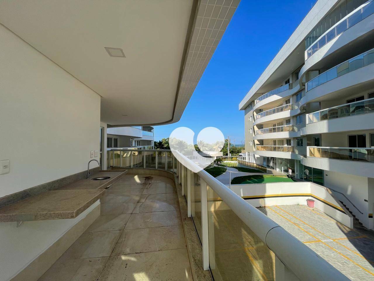 Apartamento à venda com 3 quartos, 119m² - Foto 3