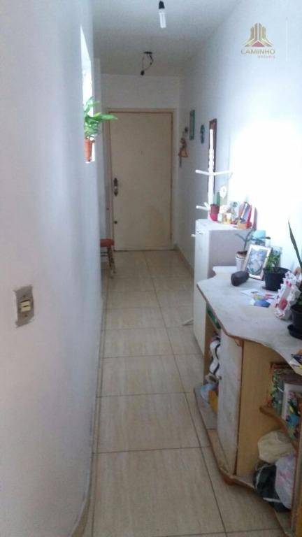 Apartamento à venda com 1 quarto, 60m² - Foto 6