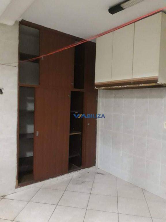 Sobrado à venda com 3 quartos, 200m² - Foto 17