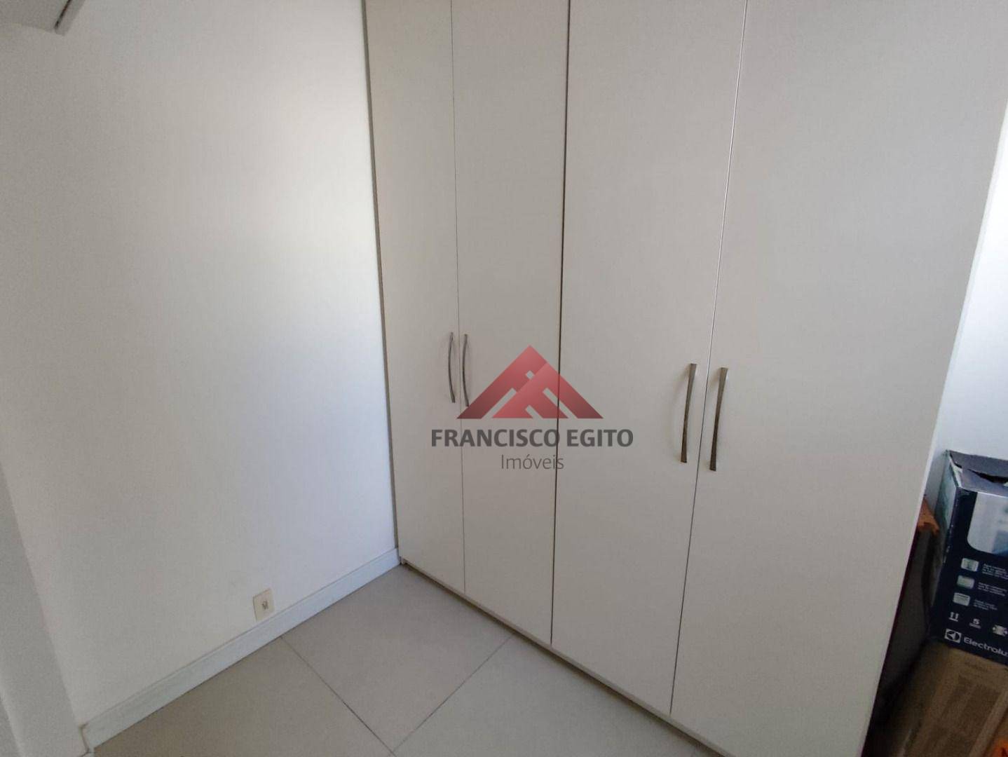 Apartamento para alugar com 2 quartos, 90m² - Foto 18