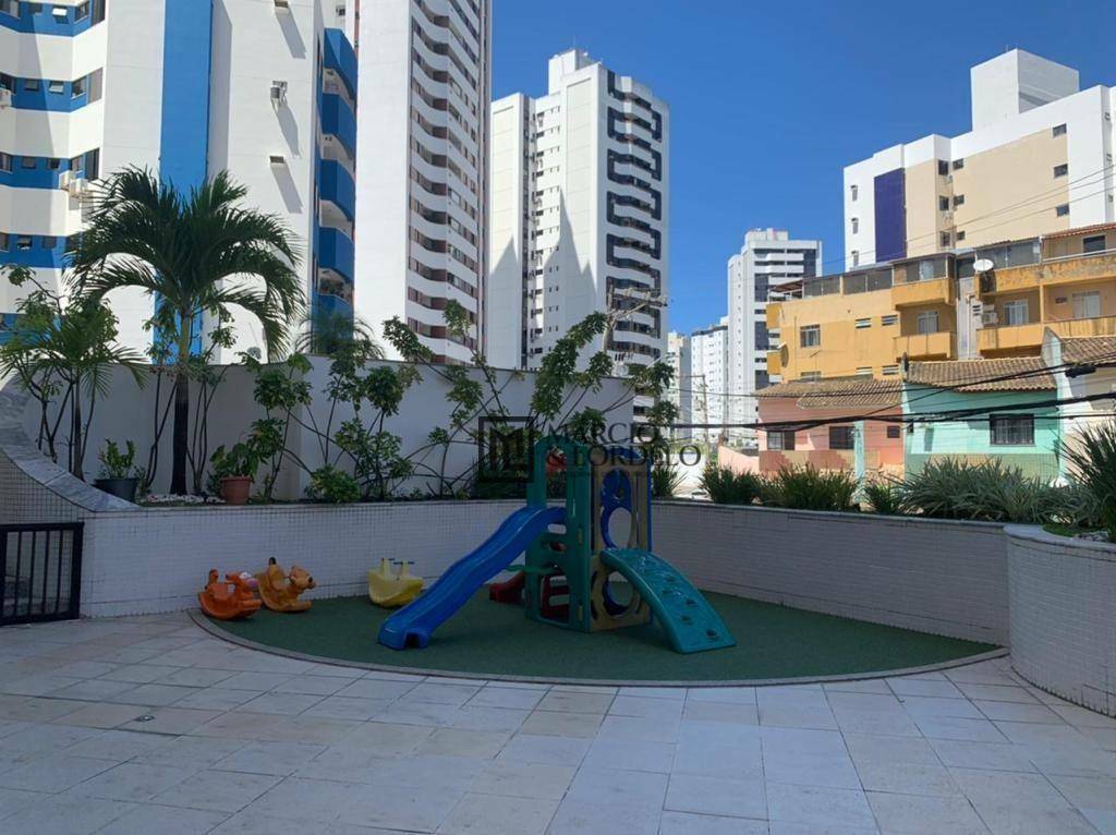 Apartamento à venda com 2 quartos, 70m² - Foto 14