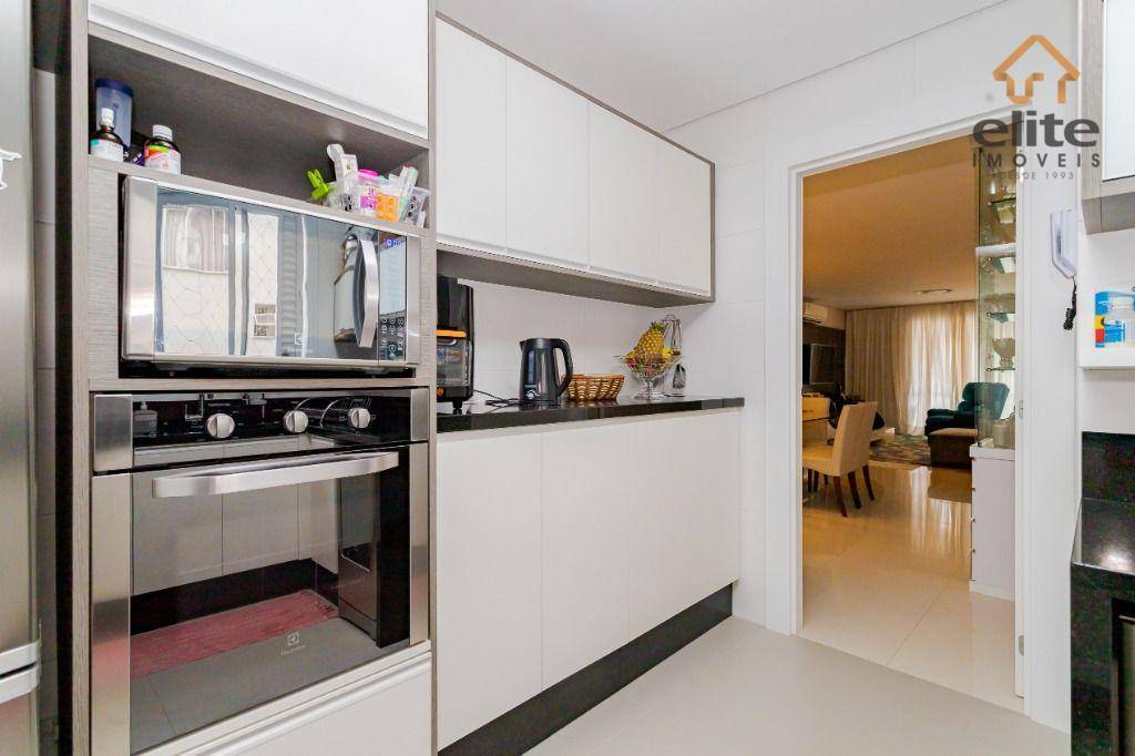 Apartamento à venda com 3 quartos, 129m² - Foto 29