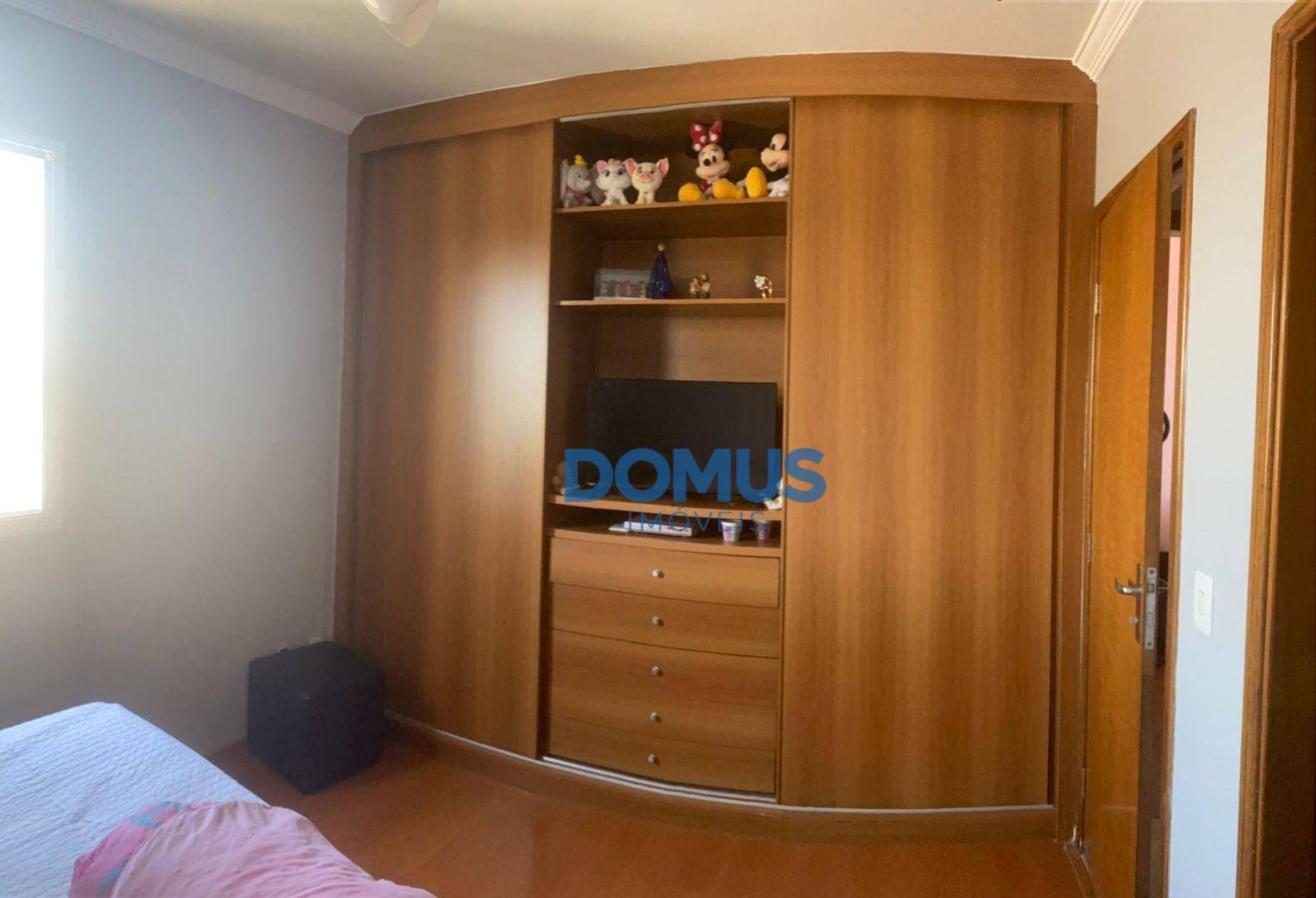 Apartamento à venda com 3 quartos, 84m² - Foto 8