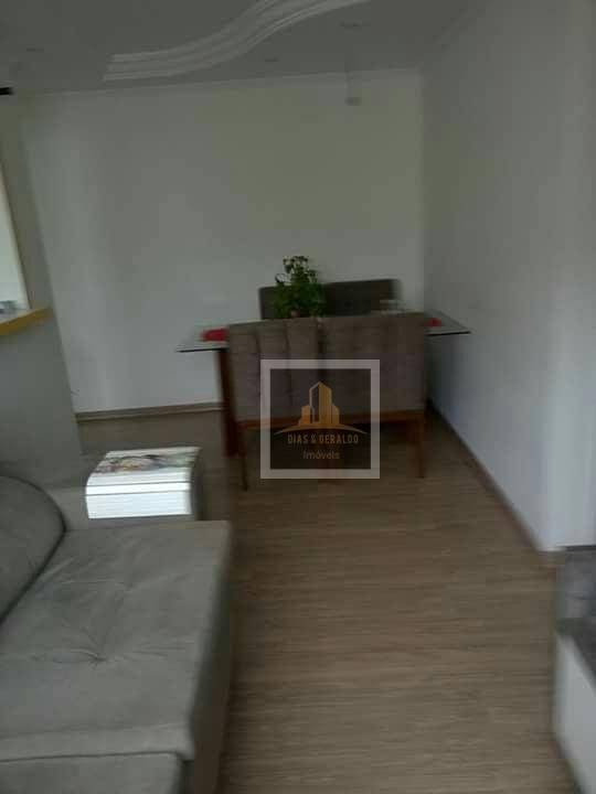 Apartamento à venda com 2 quartos, 69m² - Foto 2